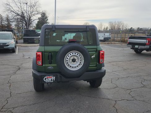 New 2025 Ford Bronco Base image 9