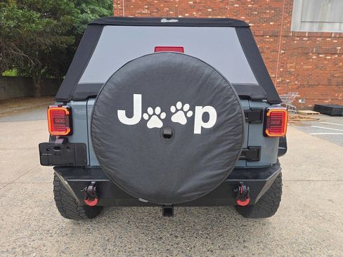 Used 2015 Jeep Wrangler Unlimited Sport w/ Max Tow Package AWD/4WD image 5