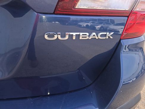 Used 2019 Subaru Outback 2.5i Limited image 8