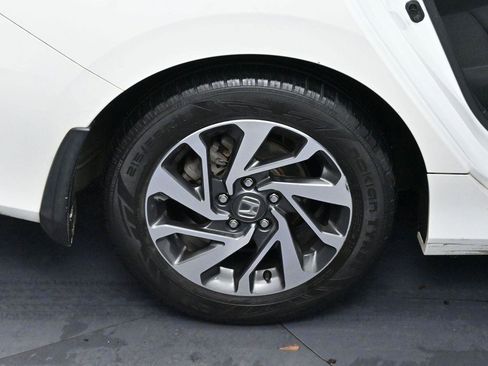 Used 2017 Honda Civic EX image 30