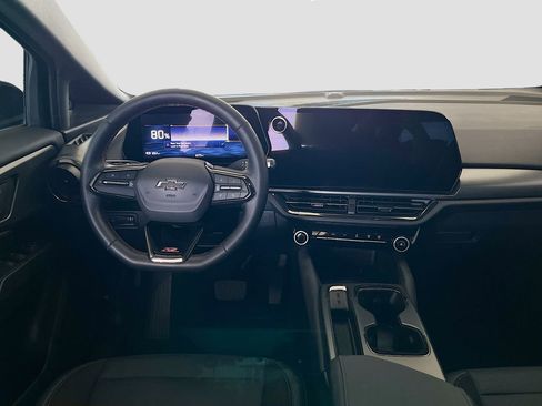 Used 2025 Chevrolet Equinox EV RS image 22