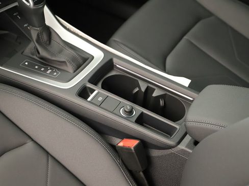 New 2025 Audi Q3 2.0T Premium AWD/4WD image 17