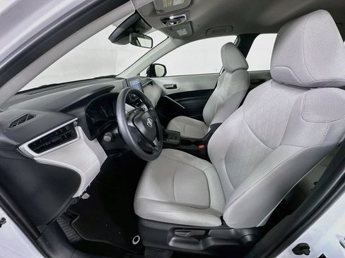 Certified 2026 Toyota Corolla Cross L FWD image 21