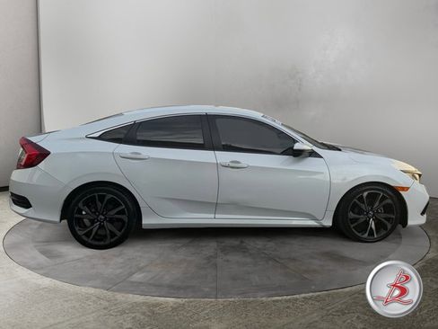 Used 2021 Honda Civic Sport image 8