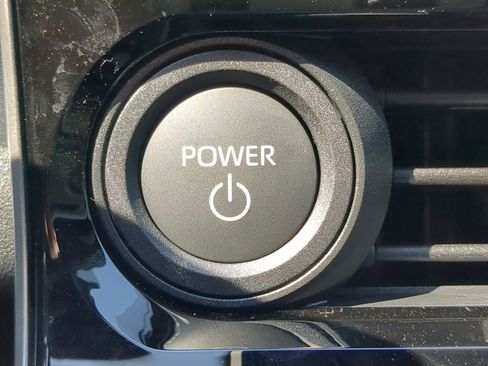 New 2025 Toyota bZ4X FWD image 33