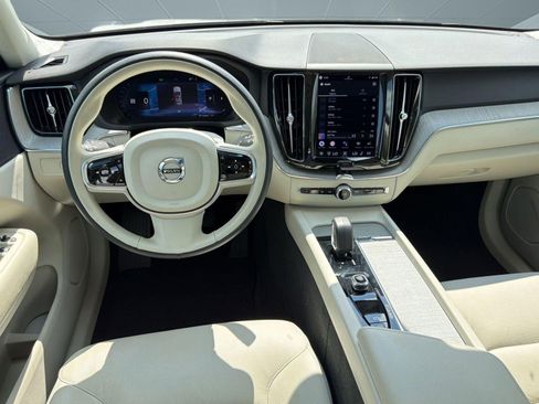 Certified 2023 Volvo XC60 B5 Plus w/ Climate Package image 27