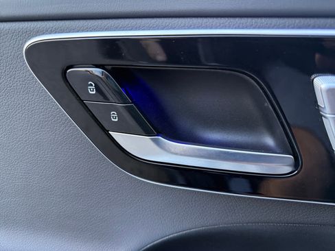 Certified 2026 Mercedes-Benz C 300 4MATIC Sedan image 26