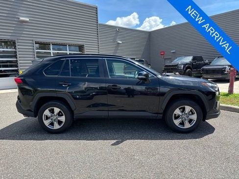 Used 2024 Toyota RAV4 XLE AWD/4WD image 4
