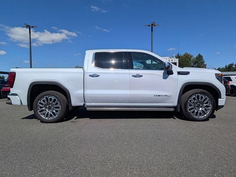 Used 2026 GMC Sierra 1500 Denali Ultimate AWD/4WD image 4
