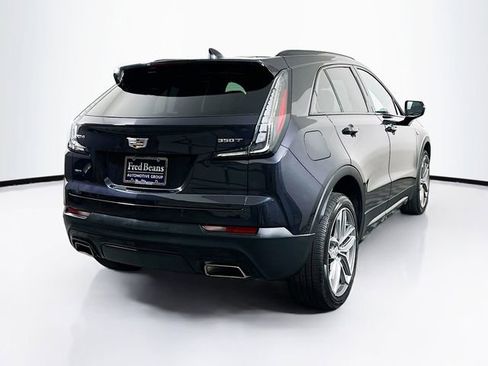 Used 2022 Cadillac XT4 Sport w/ Cold Weather Package image 7