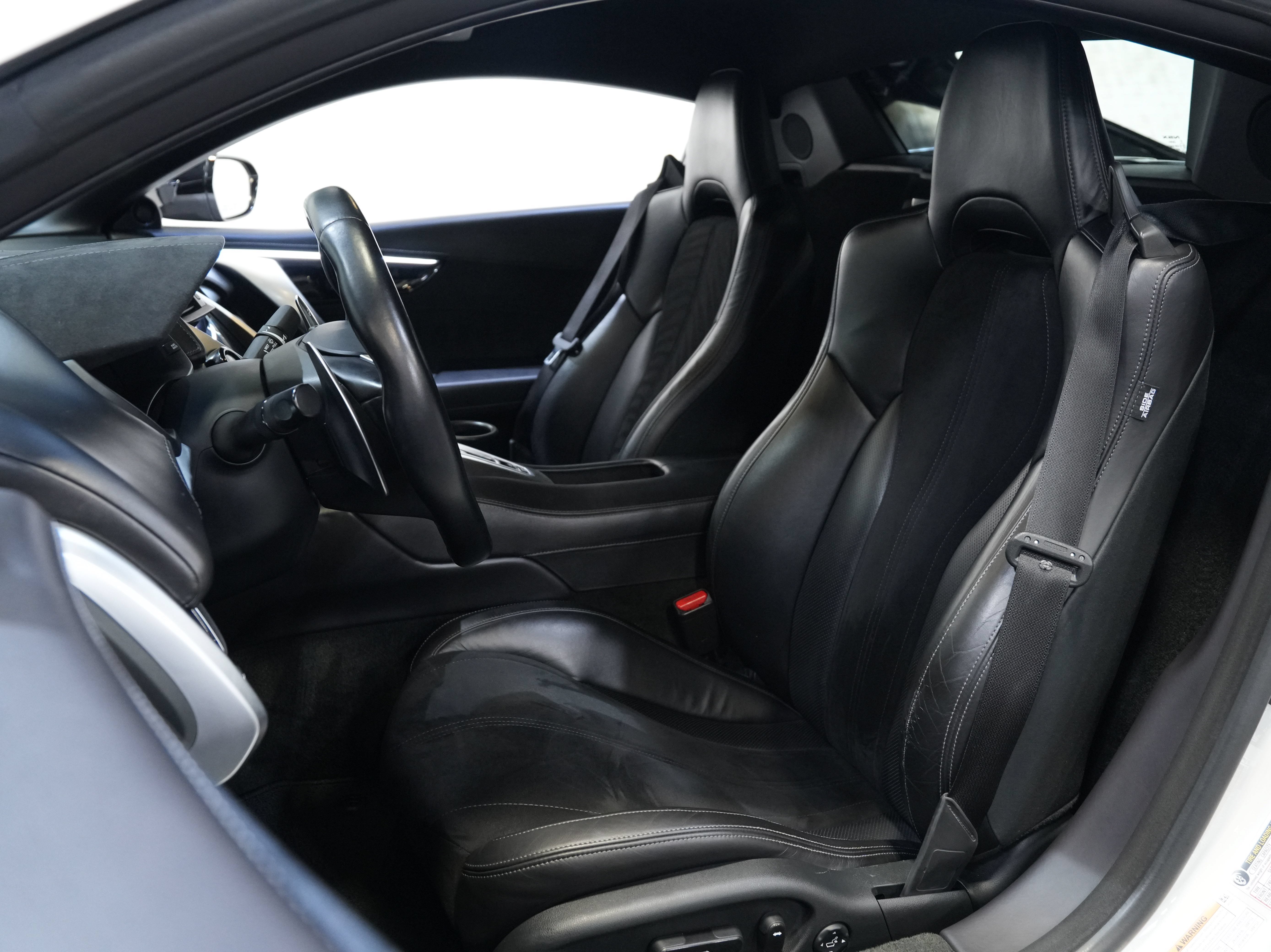 Used 2017 Acura NSX AWD/4WD image 27