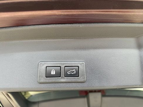 Used 2024 Subaru Ascent Touring w/ Popular Package #2 AWD/4WD image 35