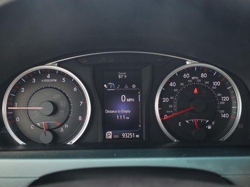 Used 2016 Toyota Camry SE FWD image 13