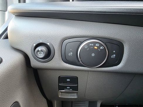 New 2026 Ford Transit 250 148 Medium Roof image 18