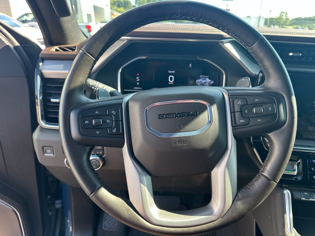 Used 2024 GMC Sierra 1500 Denali w/ Technology Package AWD/4WD image 23