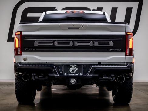 Used 2025 Ford F150 Raptor AWD/4WD image 11