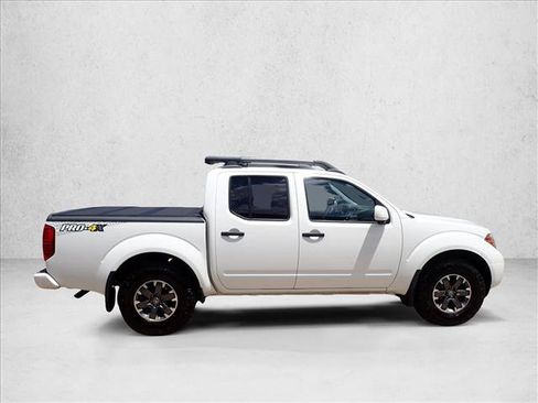 Used 2020 Nissan Frontier PRO-4X w/ Pro-4x Utility Package AWD/4WD image 5
