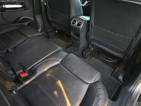 Used 2021 Mercedes-Benz GLB 35 AMG 4MATIC image 11