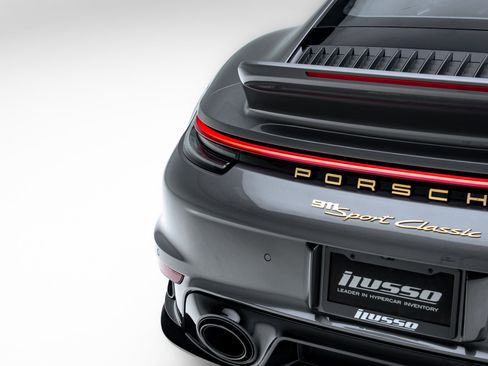 Used 2023 Porsche 911 Sport Classic image 35