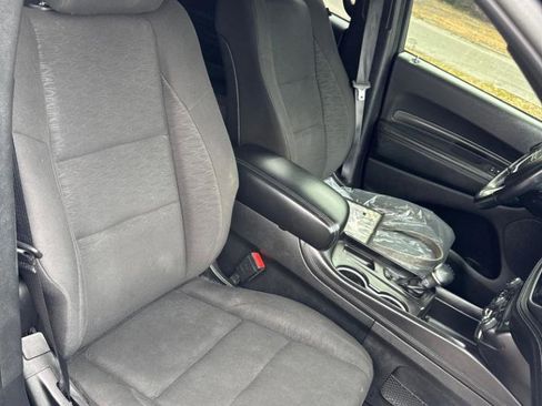 Used 2022 Dodge Durango SXT w/ Blacktop Package image 18
