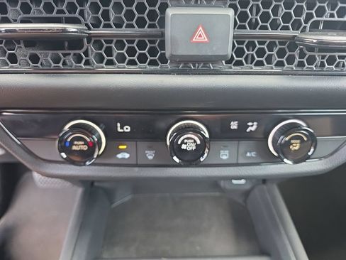 Used 2024 Honda HR-V LX image 20