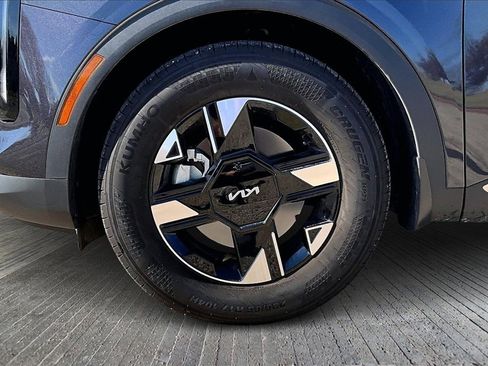 Certified 2026 Kia Sportage LX w/ LX Convenience Package image 8