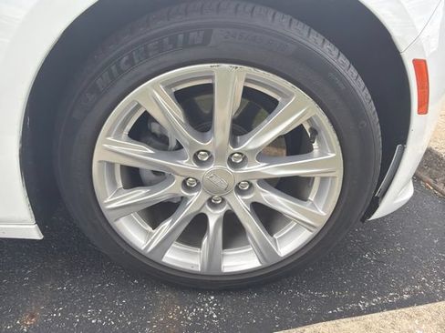 Used 2022 Cadillac CT5 Luxury RWD image 4
