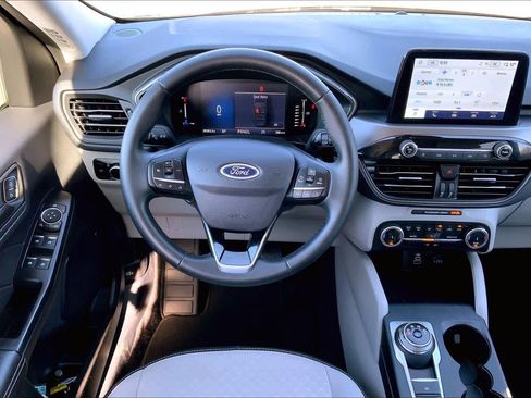 Certified 2024 Ford Escape Active image 6