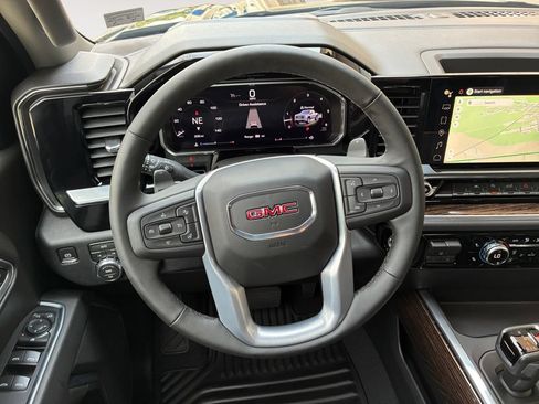 New 2026 GMC Sierra 1500 Elevation AWD/4WD image 12