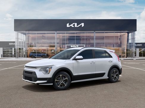 New 2026 Kia Niro LX FWD image 3