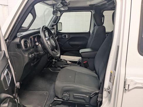 Used 2022 Jeep Wrangler Unlimited Sport AWD/4WD image 20