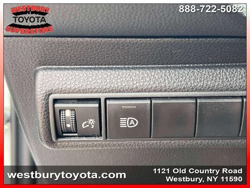 Used 2023 Toyota Corolla LE w/ LE Convenience Package FWD image 21