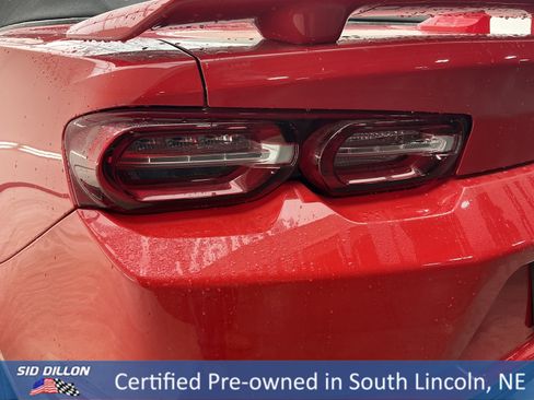 Used 2020 Chevrolet Camaro LT image 22