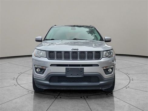 Certified 2018 Jeep Compass Latitude image 15