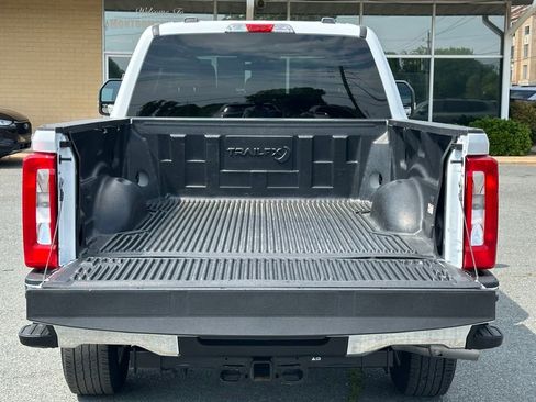 Used 2025 Ford F250 XLT AWD/4WD image 38