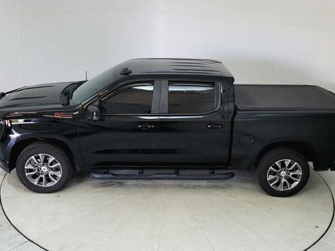 Used 2019 Chevrolet Silverado 1500 RST image 16