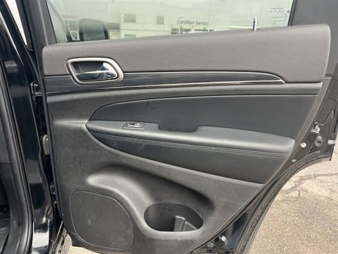 Used 2020 Jeep Grand Cherokee Limited X image 13