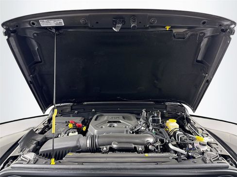 New 2026 Jeep Wrangler Unlimited Rubicon w/ Xtreme 35 Tire Package image 22