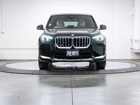 Used 2025 BMW X1 xDrive28i w/ Technology Package image 2