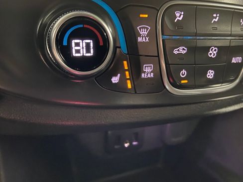 Used 2019 Chevrolet Traverse LT w/ LT Premium Package image 20