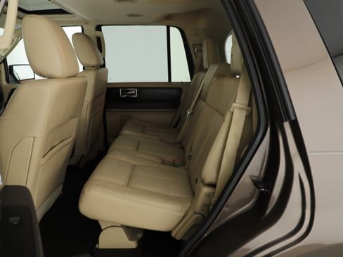 Used 2015 Lincoln Navigator 2WD w/ Equipment Group 101A Reserve image 13