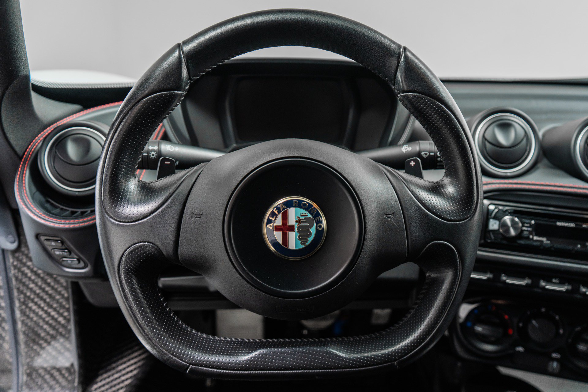 Used 2015 Alfa Romeo 4C Coupe w/ Leather Interior Group RWD image 15