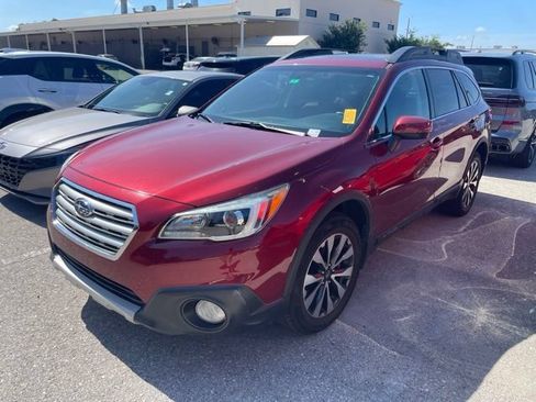 Used 2016 Subaru Outback 2.5i Limited AWD/4WD image 4