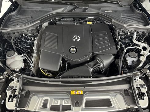 Certified 2026 Mercedes-Benz GLC 300 image 18