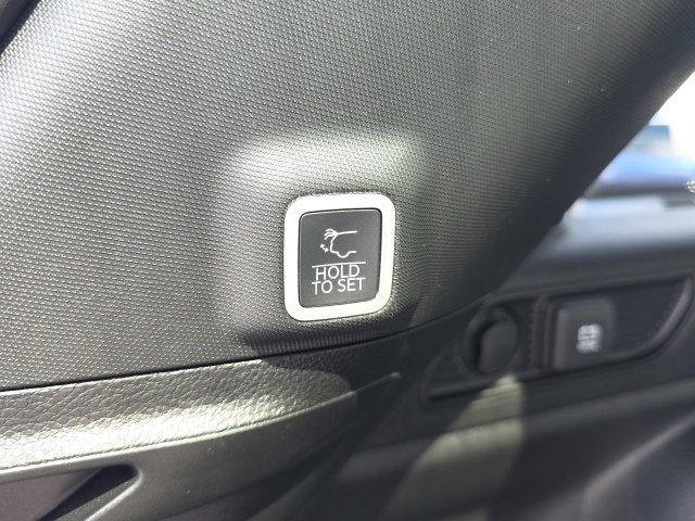 Used 2026 Jeep Grand Cherokee Limited AWD/4WD image 26