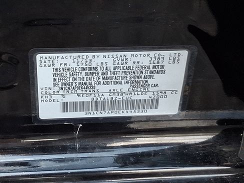 Used 2014 Nissan Versa SV FWD image 26