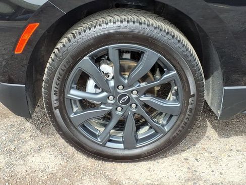 Used 2022 Chevrolet Equinox RS w/ RS Leather Package AWD/4WD image 9