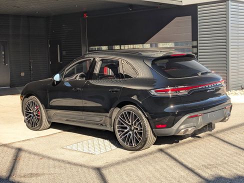 New 2026 Porsche Macan S image 3