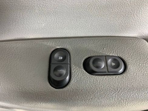 Used 2008 Ford E-150 and Econoline 150 image 24