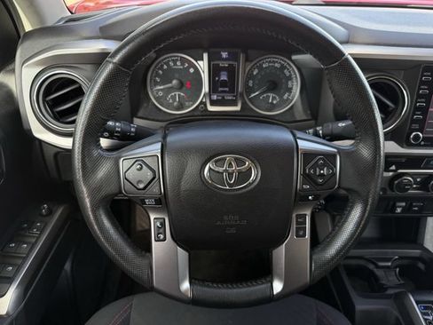 Used 2021 Toyota Tacoma SR5 RWD image 14